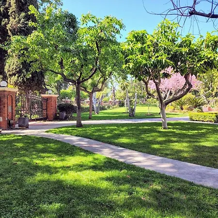 628 Madre Street Villa